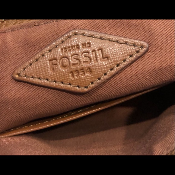 Authentic Fossil Purse - Picture 4 of 4